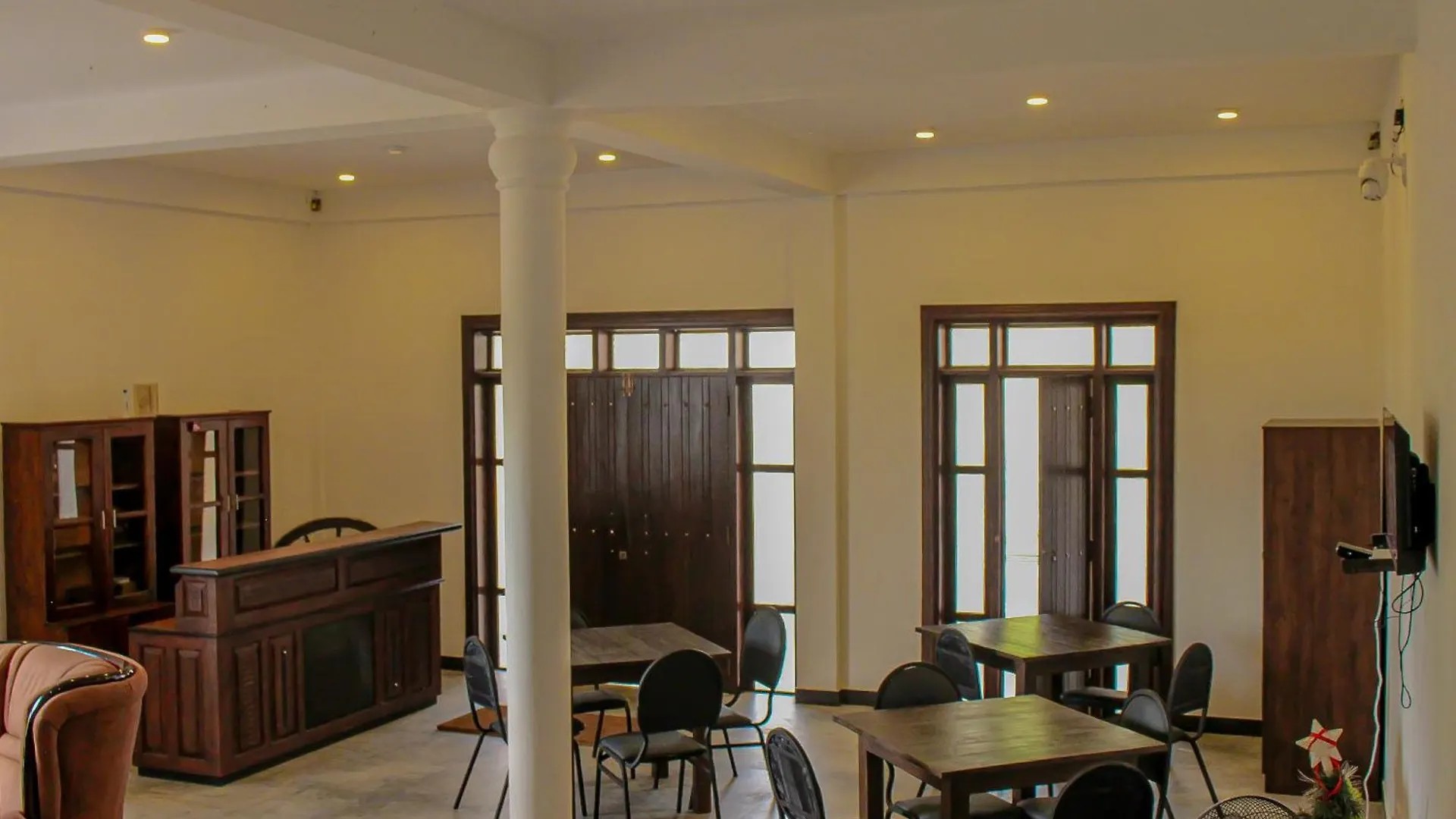 The View Residence Kandy Hotel